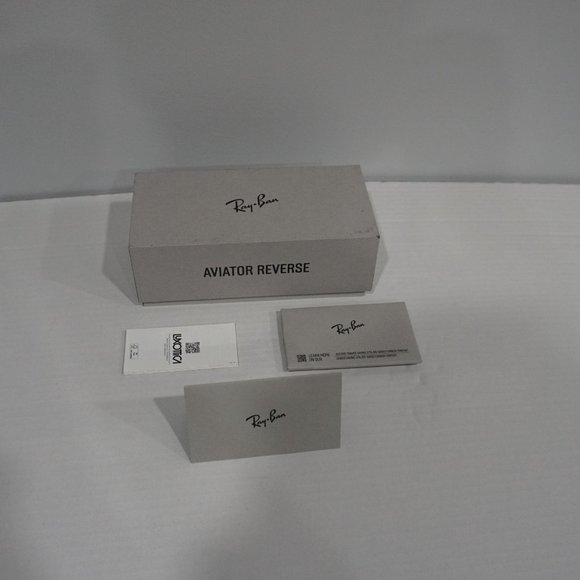 RAY BAN AVIATOR REVERSE GIFT BOX - Picture 3 of 7